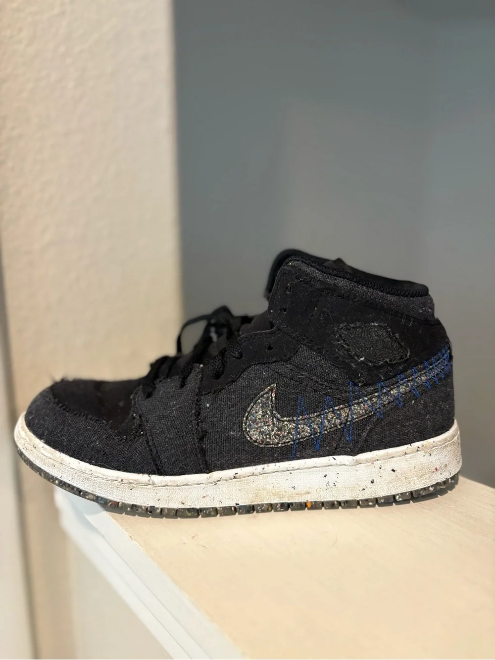 Nike Air Jordan 1 Mid SE GS Crater Black Racer Blue White DM4334 001 Sz 6.5Y